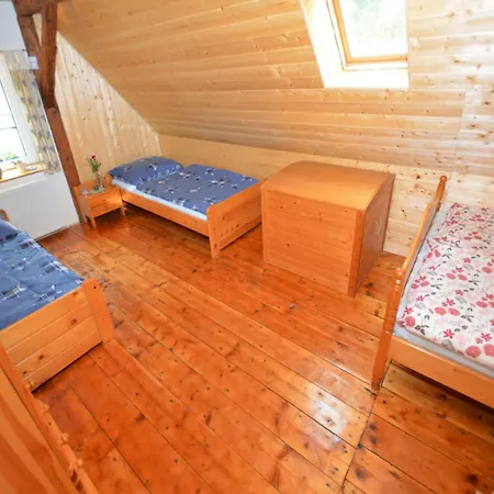 In Liberec With Sauna And Nearby בית נופש