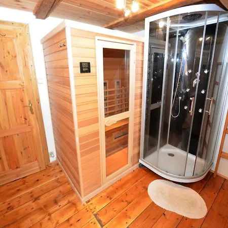 בית נופש In Liberec With Sauna And Nearby Rudolfov (Liberec)