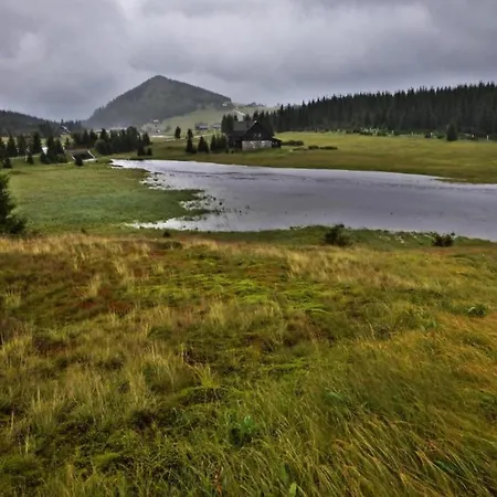 בית נופש In Liberec With Sauna And Nearby Rudolfov (Liberec)